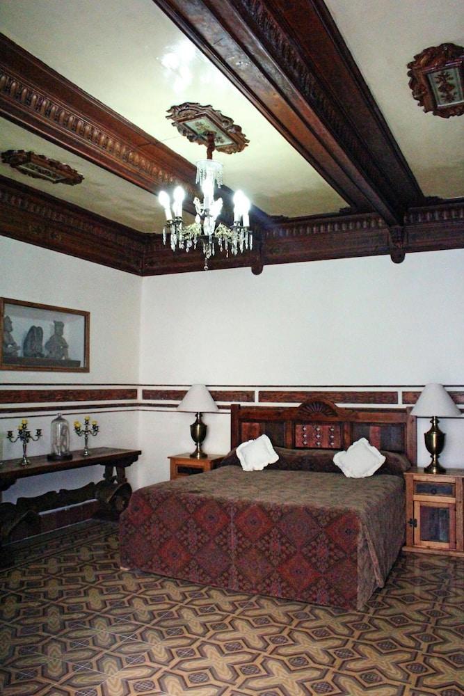 פואבלה Hotel Casa De La Palma Travel מראה חיצוני תמונה