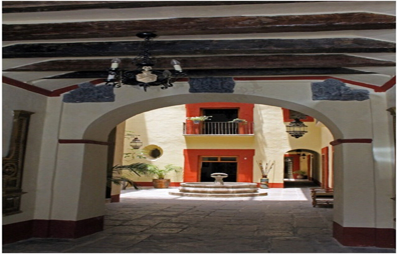 פואבלה Hotel Casa De La Palma Travel מראה חיצוני תמונה